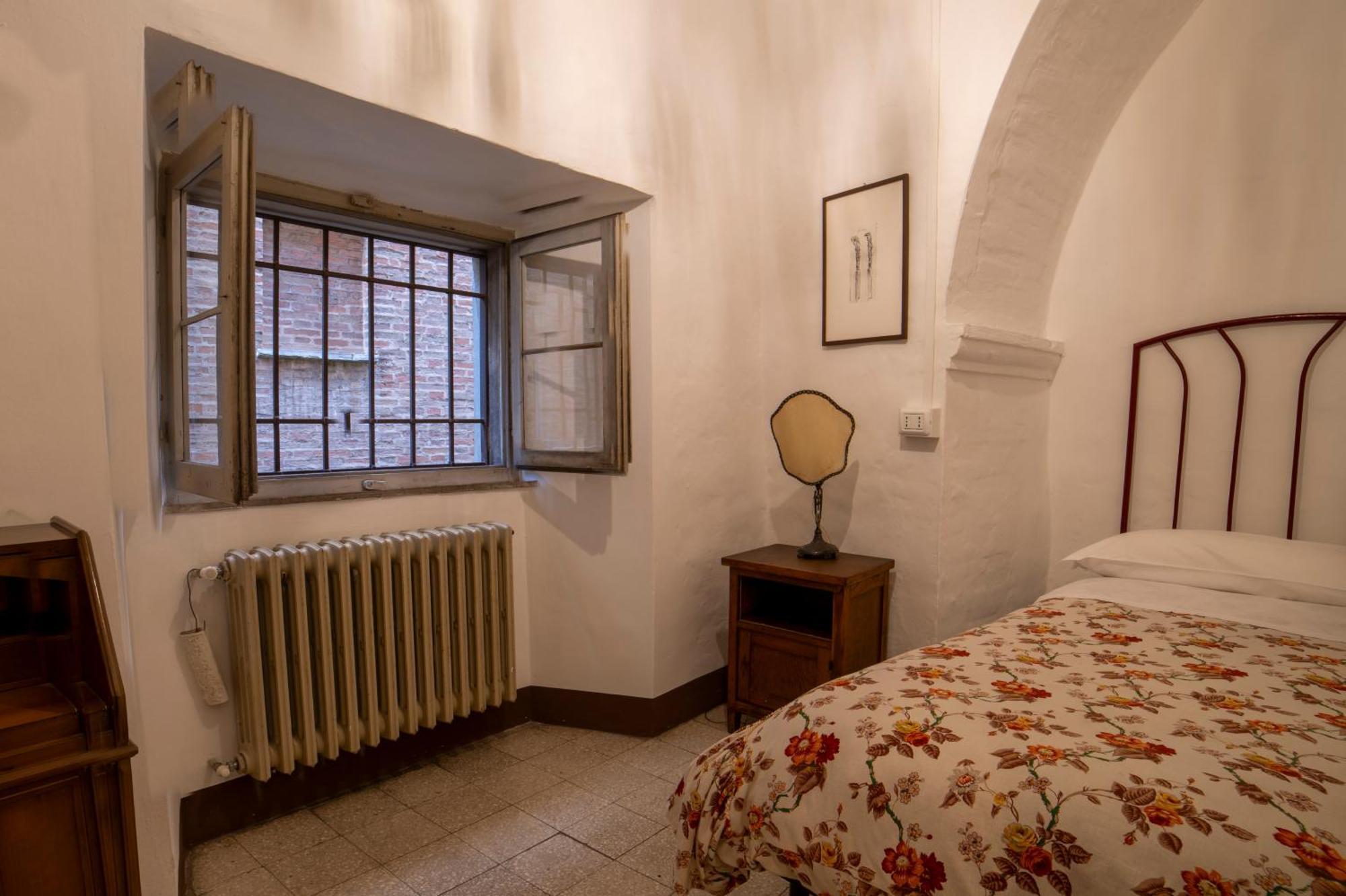 דירות אורבינו Dimora Palazzo De Antaldis מראה חיצוני תמונה